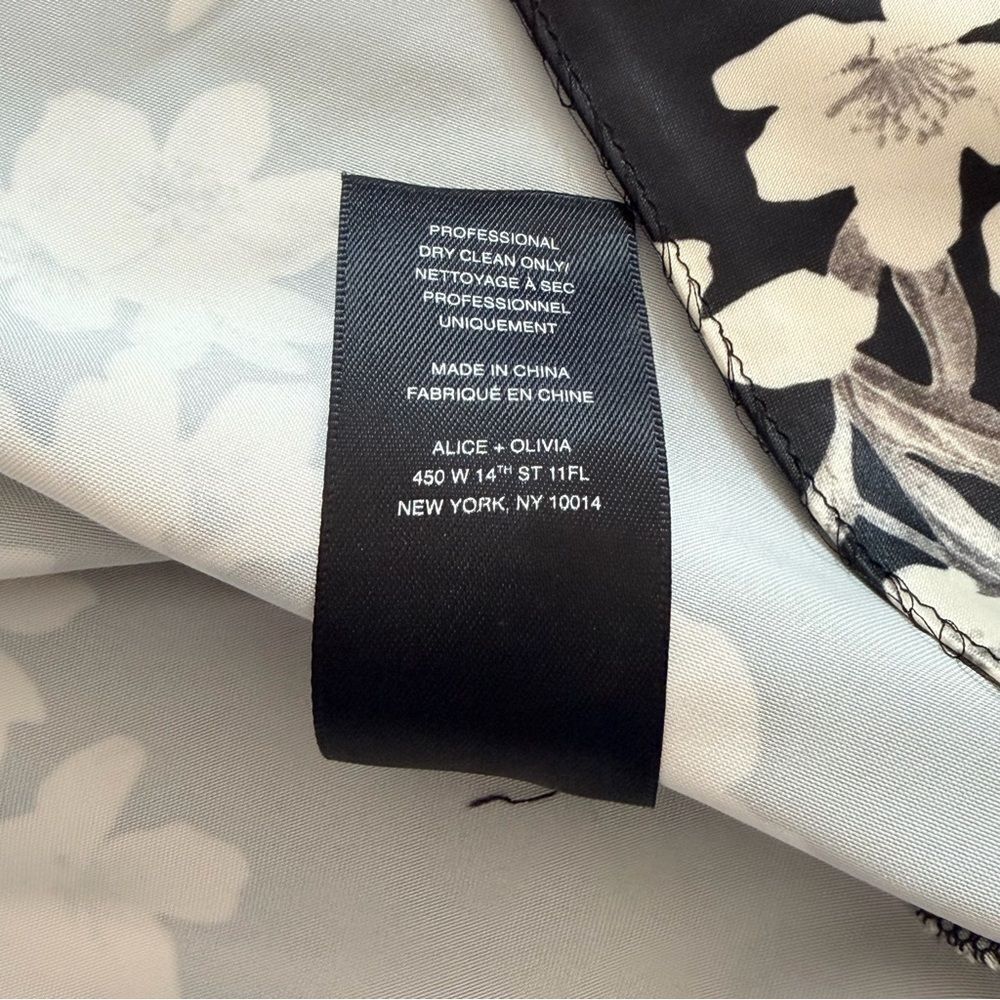 Alice + Olivia Black Floral Fit & Flare Dress Small - Picture 14 of 14